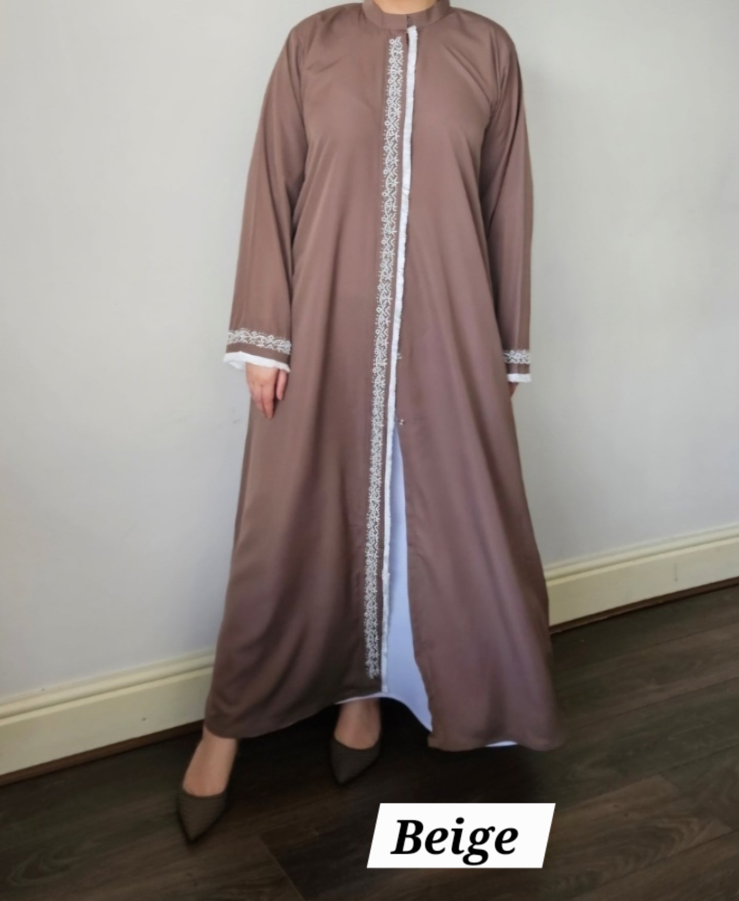 Abaya beige handwork