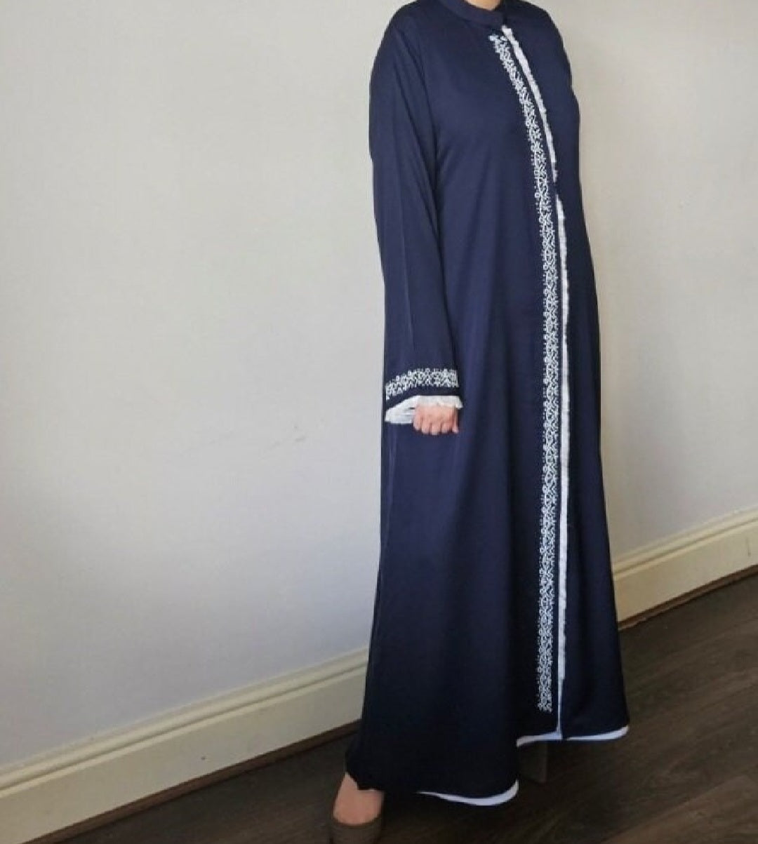 Abaya blue handwork